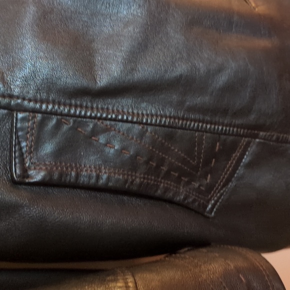 Danier Leather Jacket Sz M - Picture 6 of 7